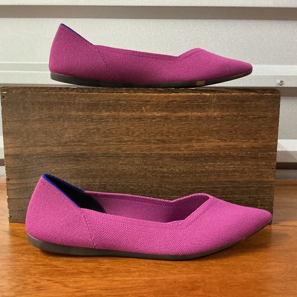 Rothy's Women Fuchsia Knitted Pointed Toe Ballet Flat Size 9.5 - Picture 1 of 7